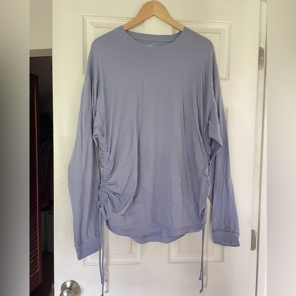 PINK VS Women's Size L Scrunch Sides Long Sleeve Pull Over Top Light Purple - Picture 1 of 5